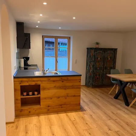 Gaestehaus Zum Thoma