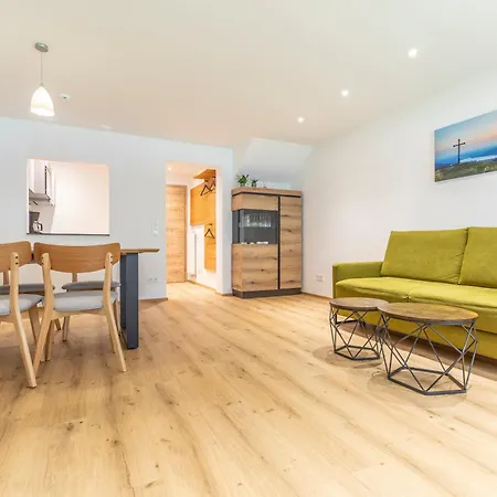 Gaestehaus Zum Thoma * كريوث