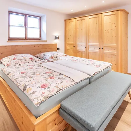 Gaestehaus Zum Thoma شقة