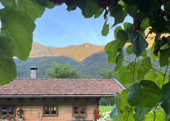 Gaestehaus Zum Thoma *