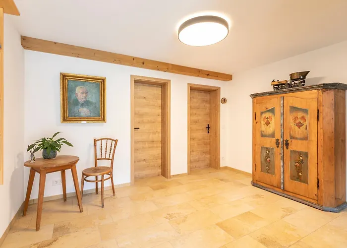 Апартаменты Gaestehaus Zum Thoma Кройт